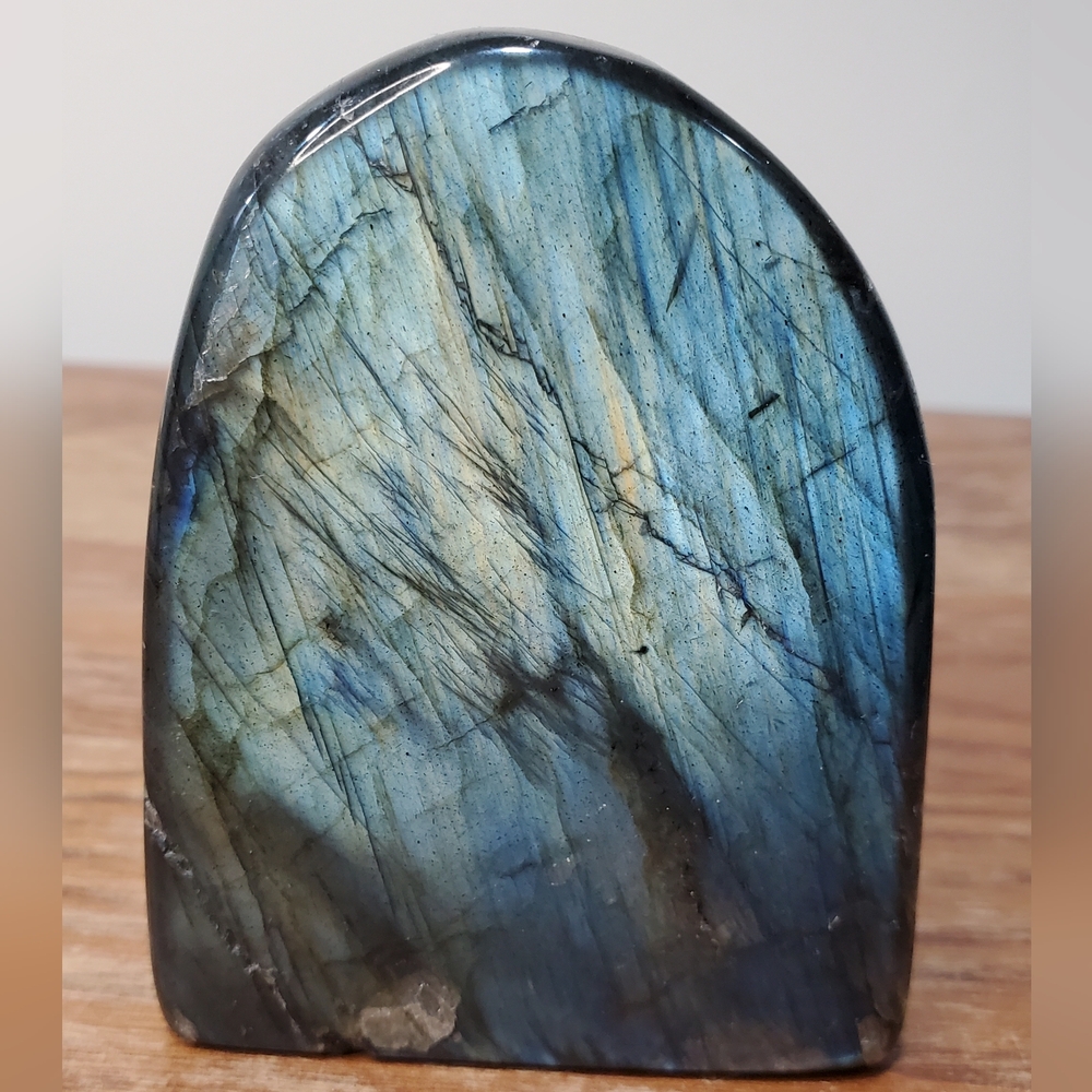 Labradorite Crystal Freeform - Picture 1 of 10